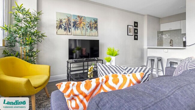 305 Dr M L K Jr St S unit 103.1403595, Saint Petersburg, FL 33705 - photo 4