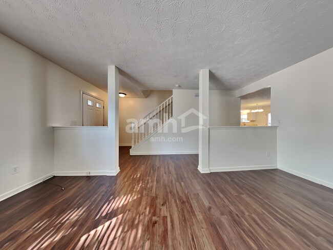 5891 Eagle Creek Ct, Maineville, OH 45039 - photo 4