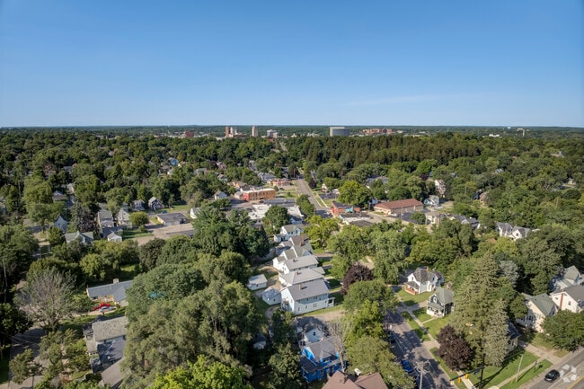 The Flat Iron neighborhood is just a few minutes drive from downtown Jackson.