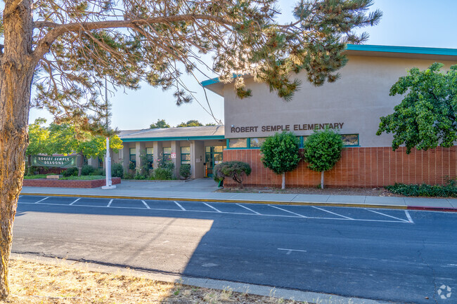 Main entrance to Robert Semple Elementary School in Benicia, Benicia CA