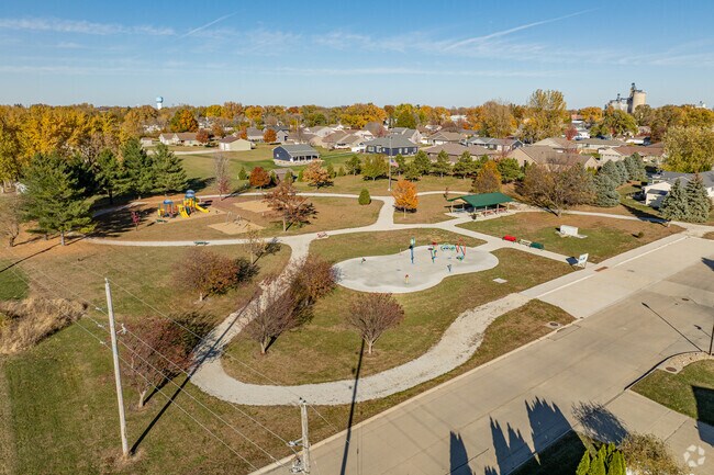 Reed’s Park in Jesup offers a splash pad, playground, picnic pavilion, and paved trails.