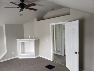 198 E Cotton St, Fond du Lac, WI 54935