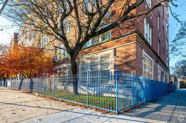 PS 193 Gil Hodges is fantastic schooling option in Brooklyn