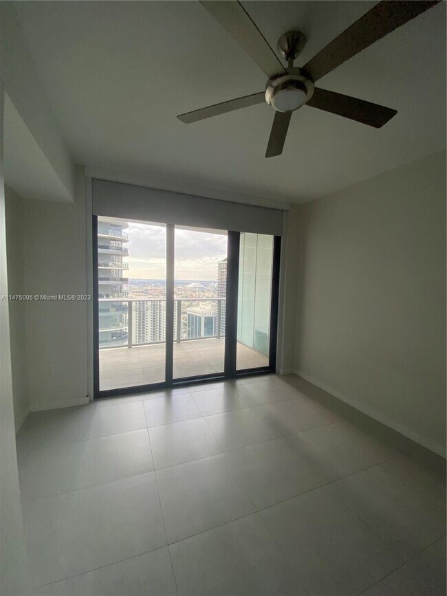 1010 Brickell Ave unit 3003, Miami, FL 33131 - photo 4