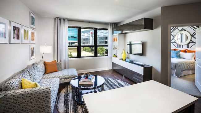 Modera Mosaic, Fairfax, VA 22031 - photo 5