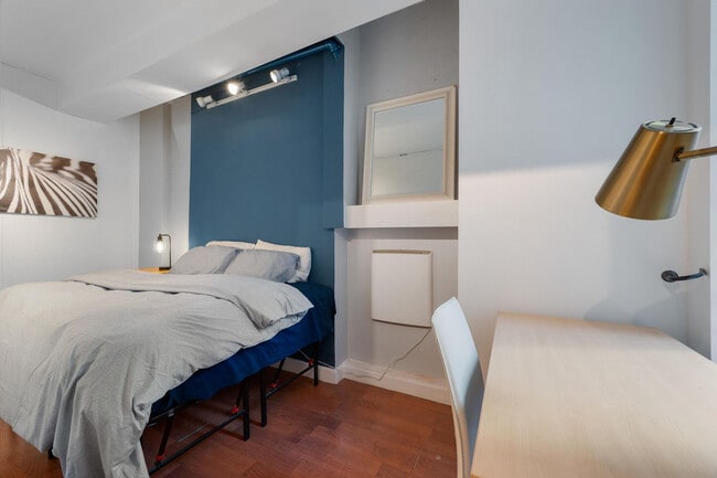 446 10th Ave unit FL2-ID1039019P, New York, NY 10001 - photo 7