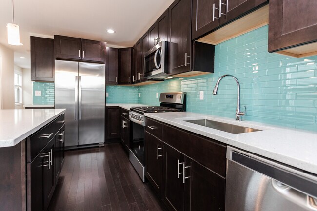 480 Fulton St unit 478, Medford, MA 02155 - photo 4