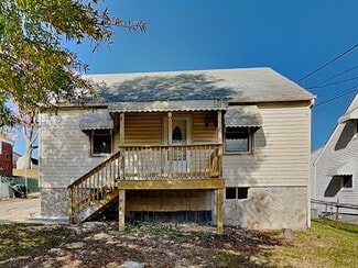 7920 33rd St, Rosedale, MD 21237