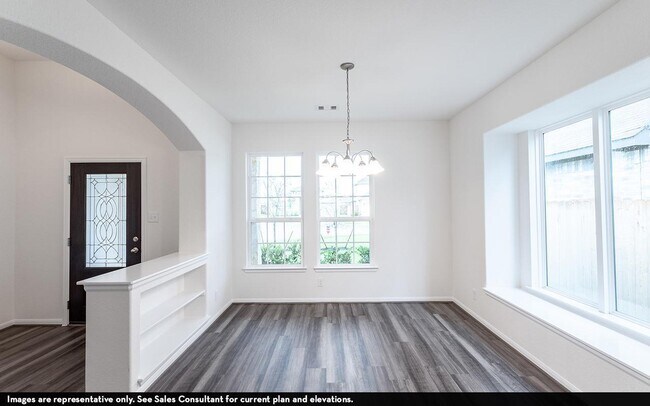 210 Estelle Ct unit 36465548, Dayton, TX 77535 - photo 2