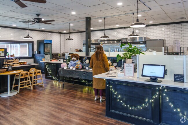 Locals in Medford Lakes can grab a smoothie and a snack at Honeypost.