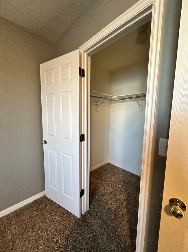 1501 Talon Dr unit 1501 Talon Dr, Logan, UT 84321 - photo 6