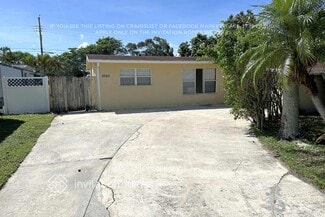 2522 Holly Rd, West Palm Beach, FL 33406