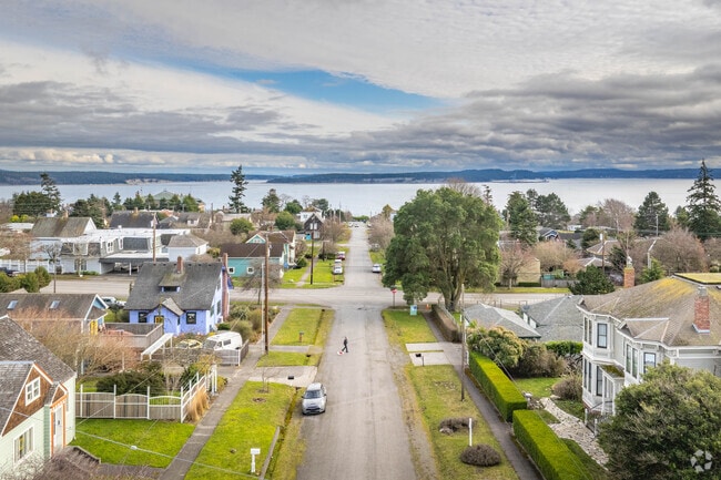 Craftsman homes and ranches are the most common housing styles in Port Townsend.