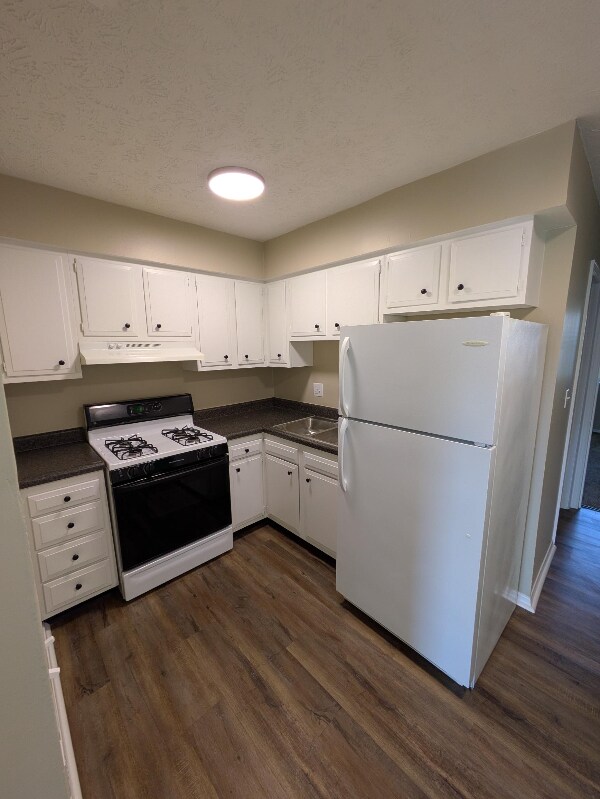 530 N Union St unit 8, Westfield, IN 46074 - photo 2