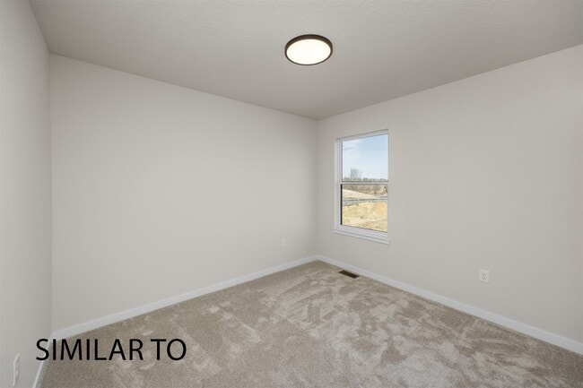 1212 Featherstone Ave NE, Bondurant, IA 50035 - photo 4