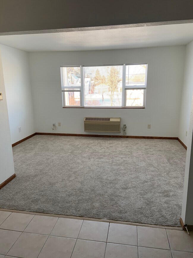 20427 W Clark Ave unit 7, Galesville, WI 54630 - photo 5