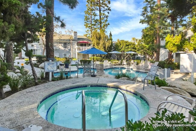 1311 W Capitol Dr, San Pedro, CA 90732 - photo 2