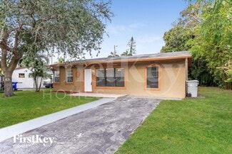 2411 NE 10th Ave, Pompano Beach, FL 33064