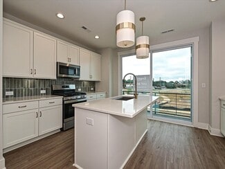 1619 Polk St Unit 207, Charlotte, NC 28206