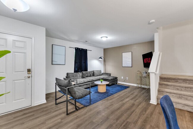 229 Socket St unit ID1284655P, Raleigh, NC 27606 - photo 2