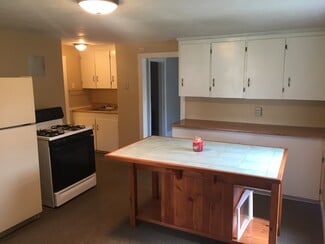 215 Madison St Unit B, Fitchburg, MA 01420