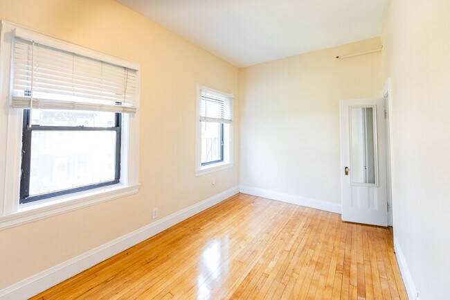 1470 Beacon St unit 34, Brookline, MA 02446 - photo 7