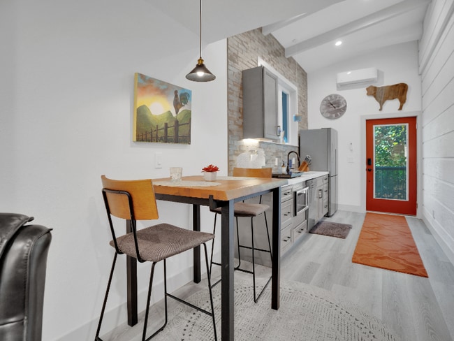 2108 Valente Cir, Martinez, CA 94553 - photo 3