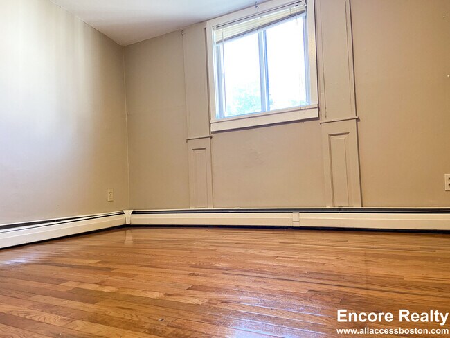 8-8 Sunset St unit 4, Boston, MA 02120 - photo 7