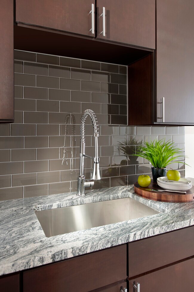 Avalon Dunn Loring, Vienna, VA 22180 - photo 7