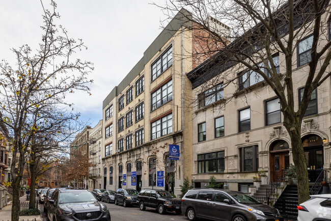 Our Lady of Lourdes School, New York NY Rankings & Reviews - Homes.com