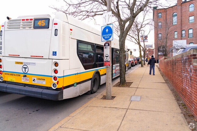Commuters enjoy  Dudley-Brunswick King for its convenient transportation and bus lines.