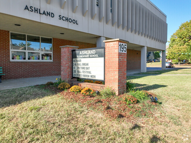 Brick signage at Ashland Elementary School