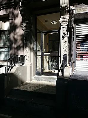 237 E 5th St, New York, NY 10003