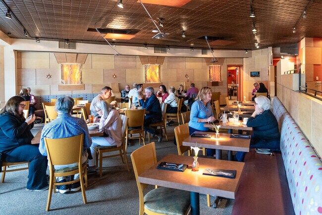 Glenwood Grill in the Sunset Hills neighborhood is a destination for Southern coastal cooking.