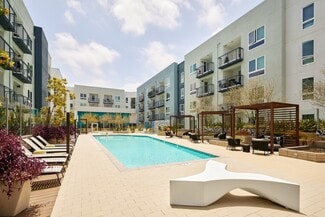 19535 W Nordhoff St, Northridge, CA 91324