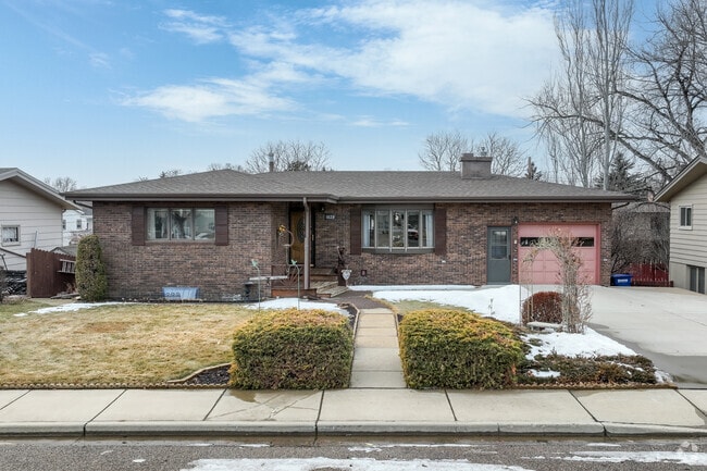 Ranch style homes are extremely popular in established areas of Dickinson.