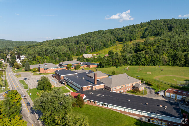 Claremont Middle School is a public middle school that serves students in grades 6-8.