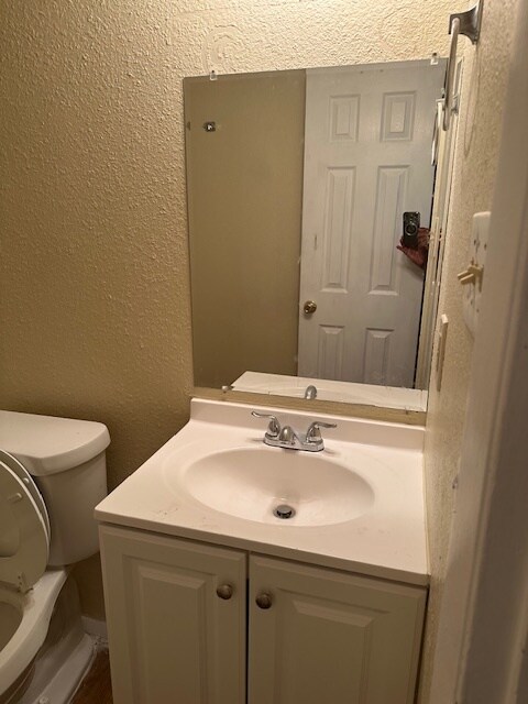 8305 Garcreek Cir unit A and C, Austin, TX 78724 - photo 5