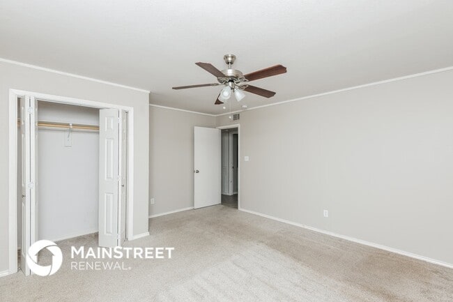 5621 Bonnie Wayne St, Haltom City, TX 76117 - photo 7