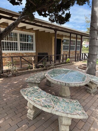 4048 52nd St, San Diego, CA 92105