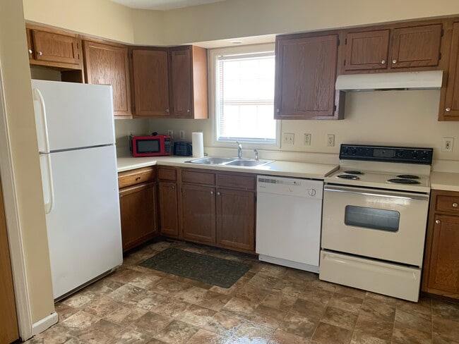 4864 National Rd unit 1D, Triadelphia, WV 26059 - photo 2