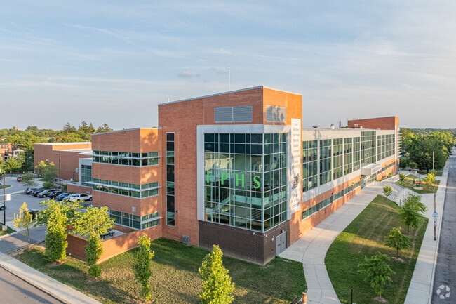 Forest Park High School serves students in grades 9 through 12 in Lucille Park.