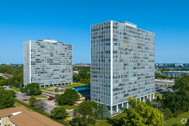 Lafayette Towers were designed by architect Mies van der Rohe in Lafayette Park.
