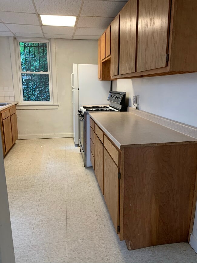 207 Chesterfield Rd, Pittsburgh, PA 15213 - photo 7