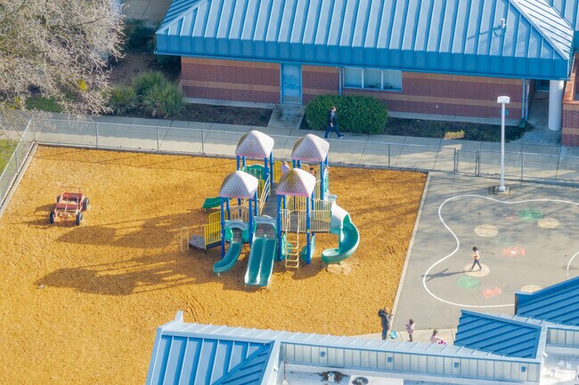 Sierra Enterprise Elementary Serves students in grades K-6.