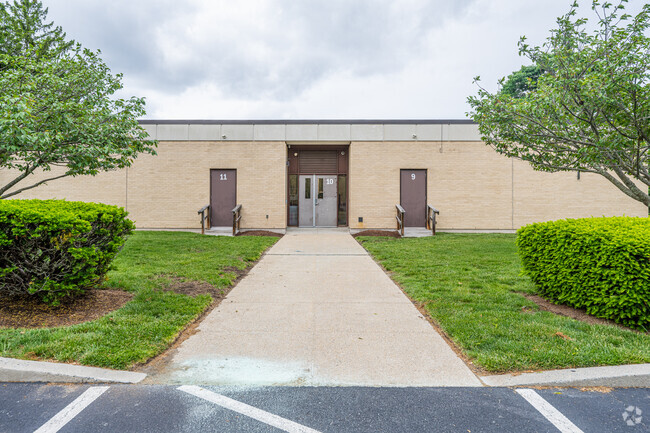 St Rose of Lima School is one of many private religious education schools in Warwick.