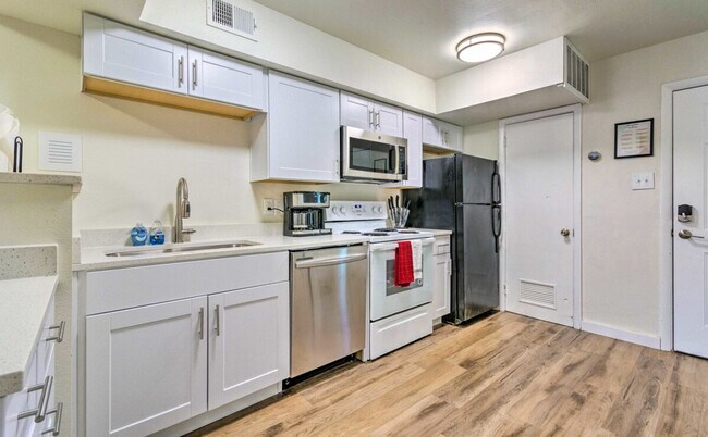 4021 W 8th St unit ID1296534P, Little Rock, AR 72204 - photo 7