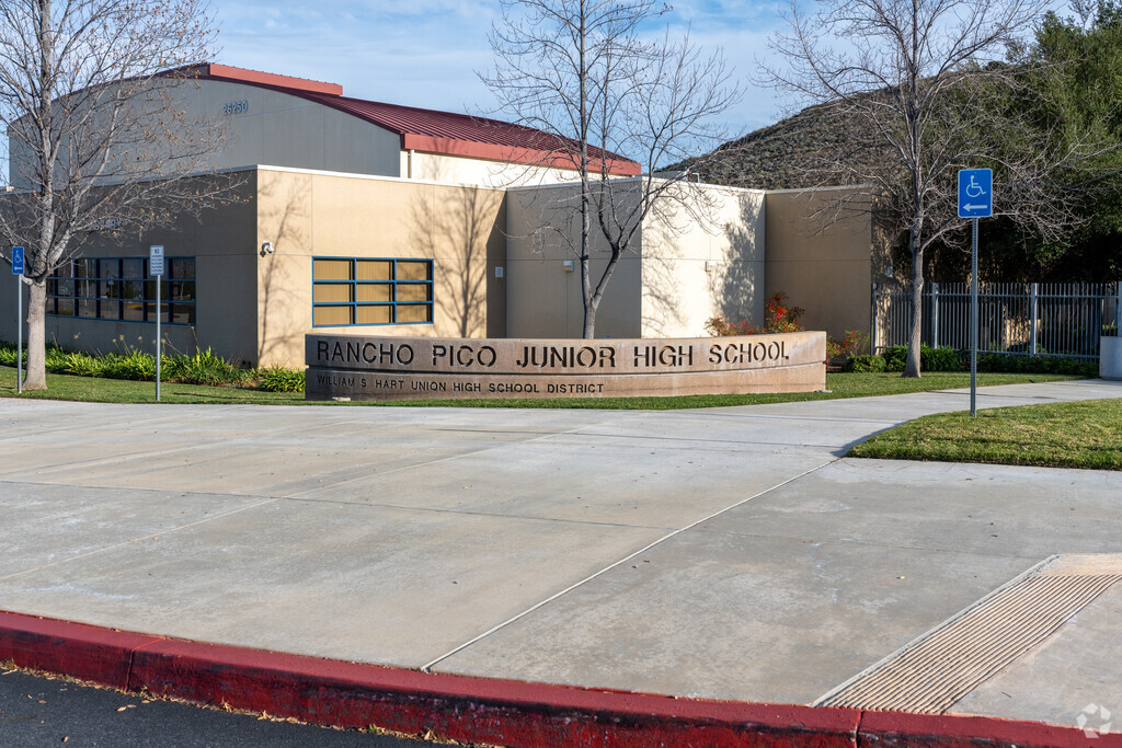 Rancho Pico Junior High School, Stevenson Ranch CA Rankings & Reviews ...