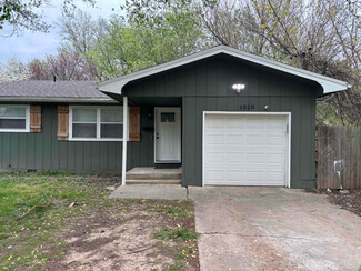 1020 N Clifton Ave, Springfield, MO 65802