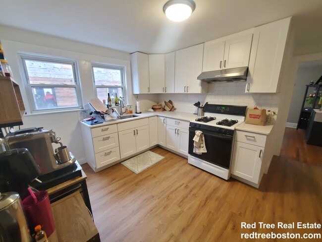 8 Feneno Terrace unit 1, Allston, MA 02134 - photo 2